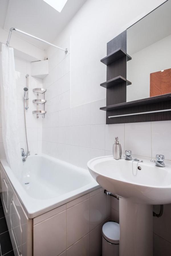Oxford Street London By Threstle Apartment Exterior photo
